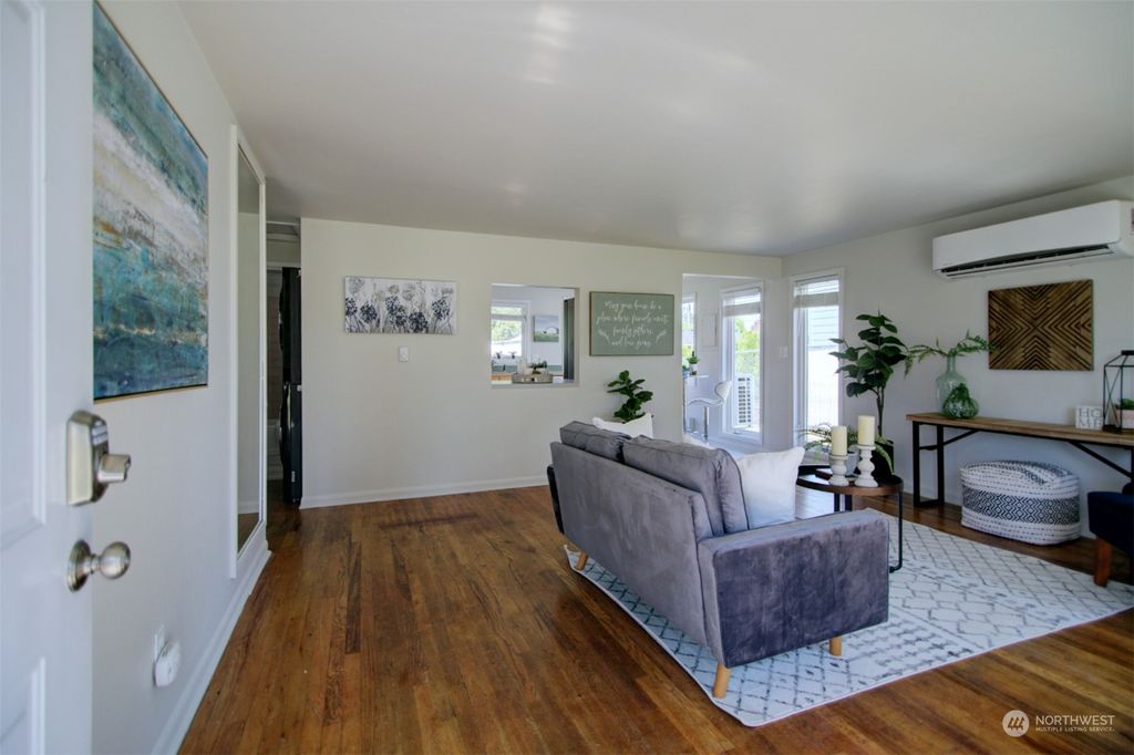 Photo of 16749 Whitman Avenue N, Shoreline, WA 98133 (MLS # 2132213)