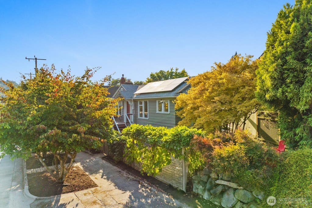 Photo of 3218 S Byron Street, Seattle, WA 98144 (MLS # 2570511)