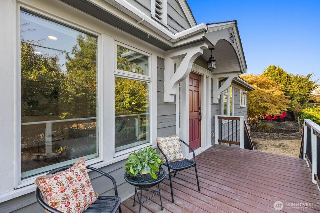 Photo of 3218 S Byron Street, Seattle, WA 98144 (MLS # 2570511)