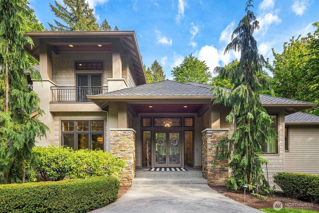 Photo of 23849 NE 61st Street, Redmond, WA 98053 (MLS # 2381078)