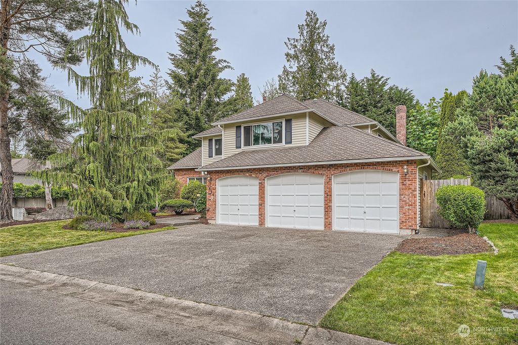 Photo of 1834 235th Place NE, Sammamish, WA 98074 (MLS # 2247267)