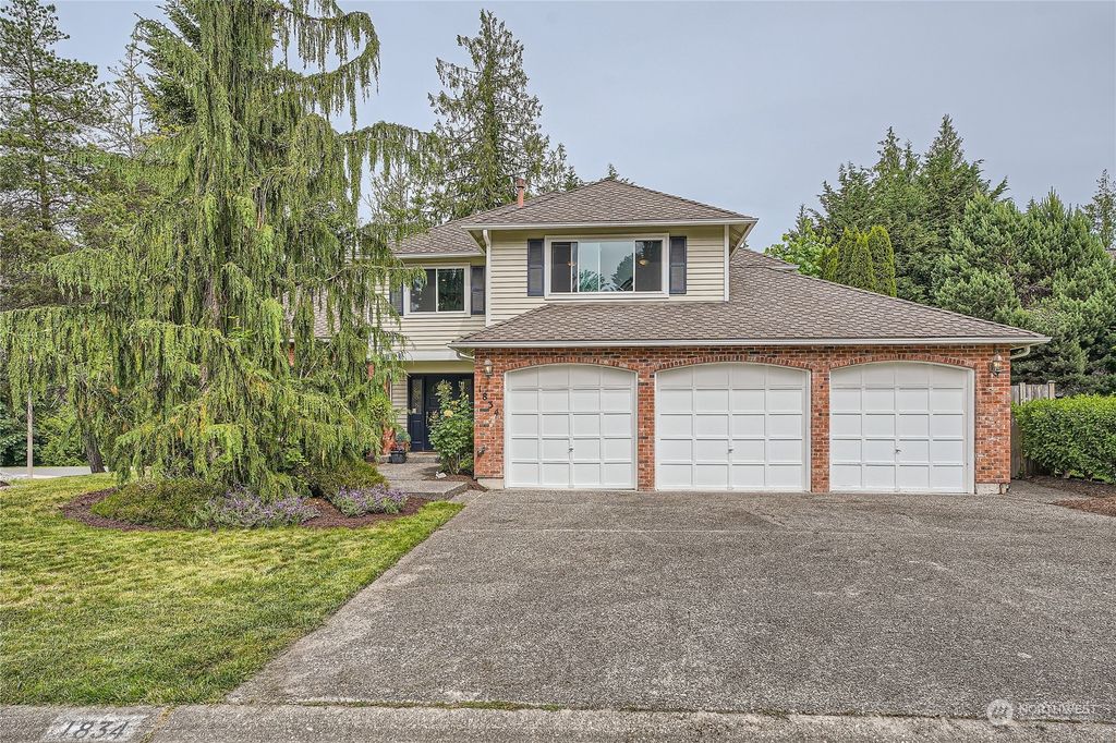 Photo of 1834 235th Place NE, Sammamish, WA 98074 (MLS # 2247267)