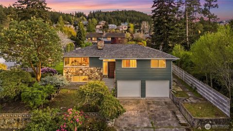 Photo of 3501 W 3rd Street, Anacortes, WA 98221 (MLS # 2510182)