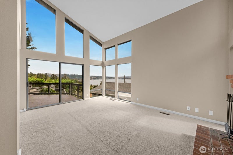3556 NE 147th Street