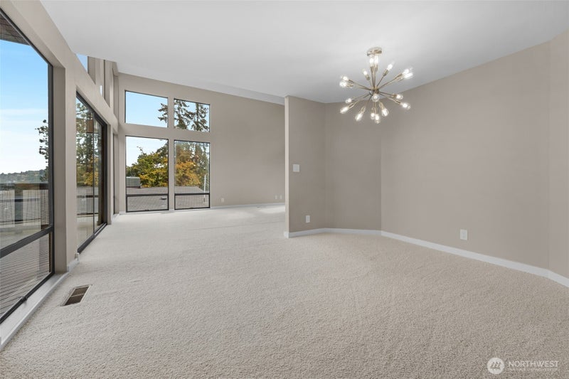 3556 NE 147th Street