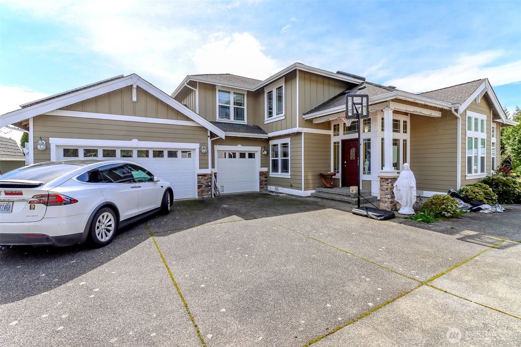 Photo of 11826 78th Avenue NW, Marysville, WA 98271 (MLS # 2346550)