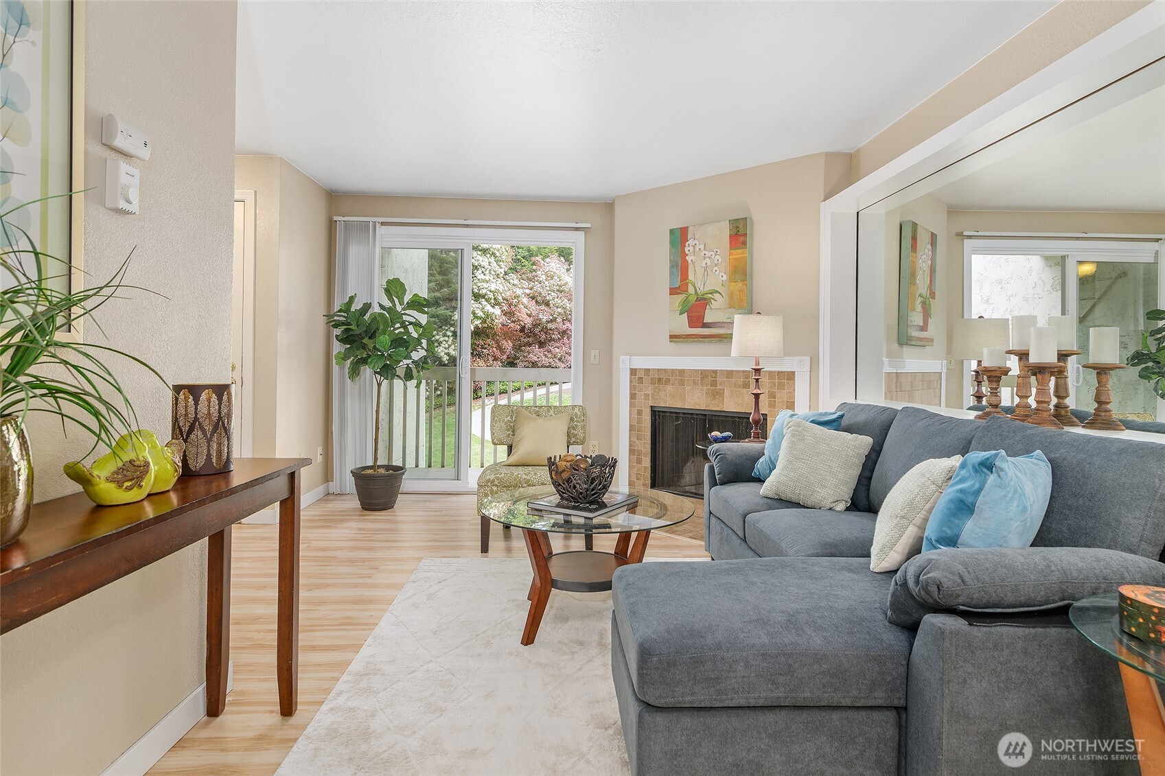 9494 Redmond Woodinville Road NE B208