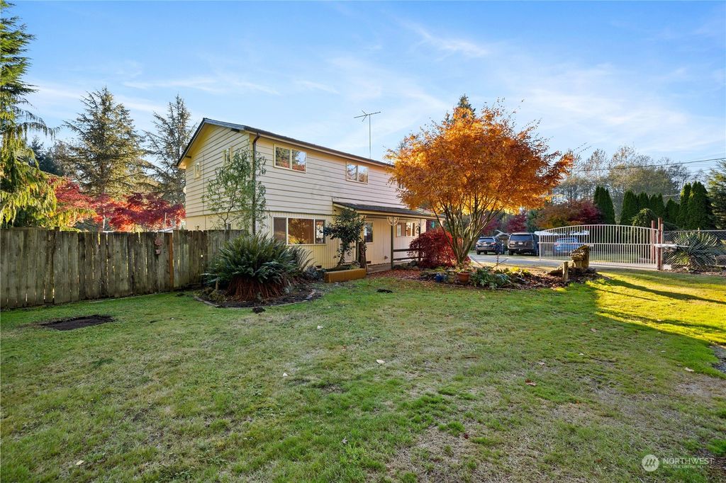 Photo of 6616 180th Street SE, Snohomish, WA 98296 (MLS # 2017419)