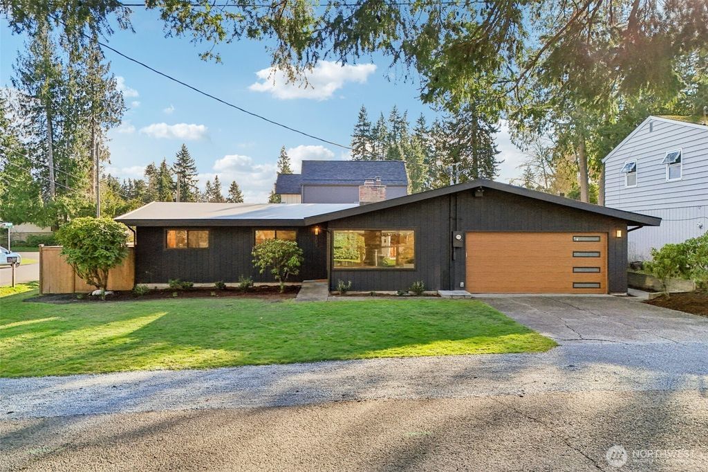 Photo of 503 NW 203rd Street, Shoreline, WA 98177 (MLS # 2475982)