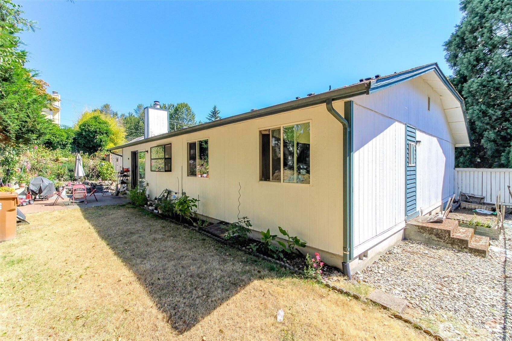 3214 45th Avenue NE