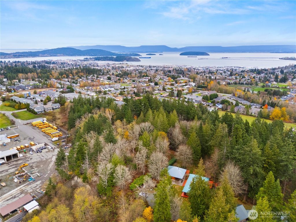 Photo of 2204 41st Street, Anacortes, WA 98221 (MLS # 2457356)