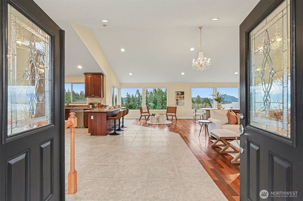 Photo of 532 172 nd Place NE, Bellevue, WA 98008 (MLS # 2490193)