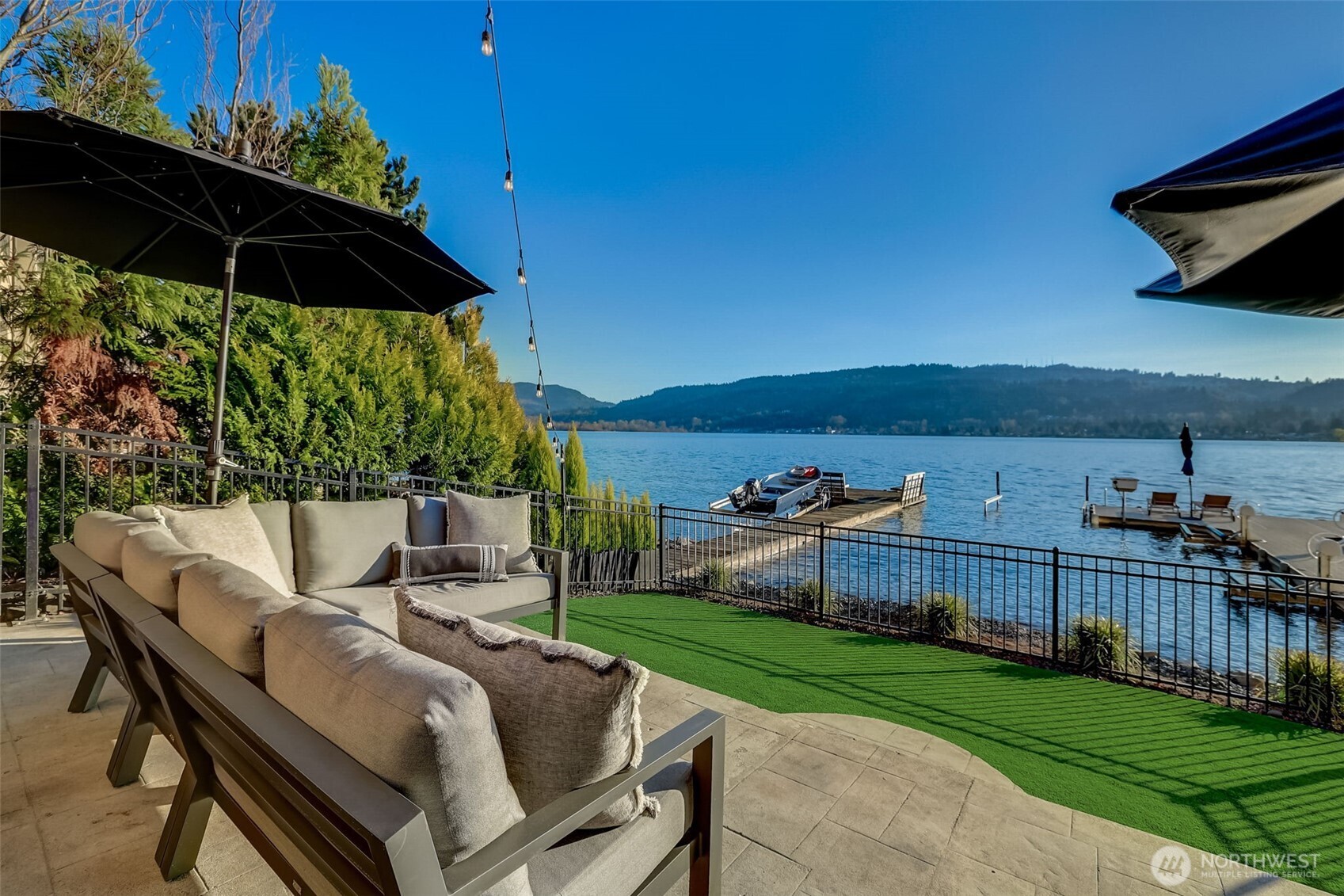 4013 E Lake Sammamish Shore Lane