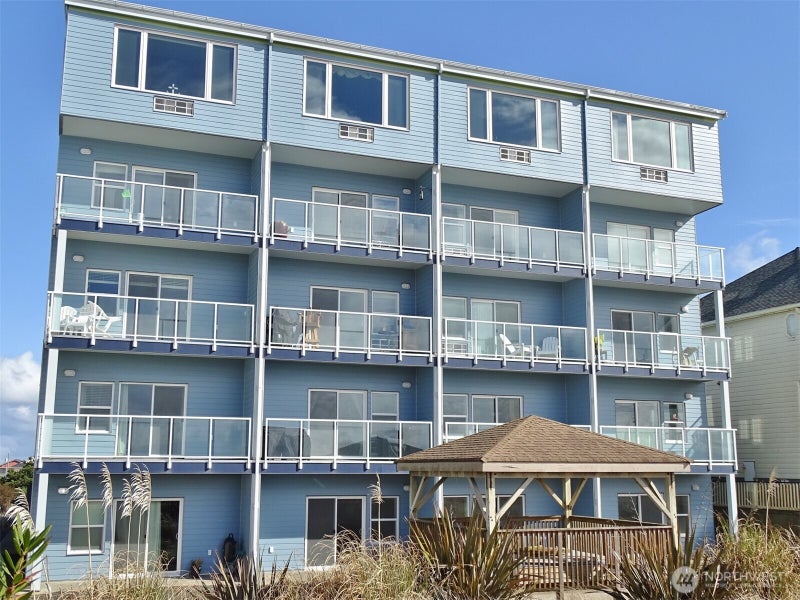 1335 Ocean Shores Boulevard SW S42