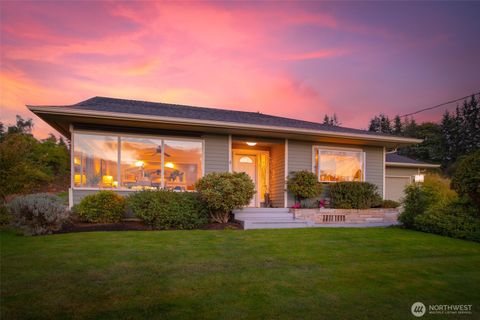 Photo of 2031 71st Avenue SE, Lake Stevens, WA 98258 (MLS # 2438779)