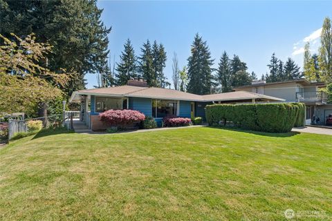 Photo of 18832 1st Place SW, Normandy Park, WA 98166 (MLS # 2506700)
