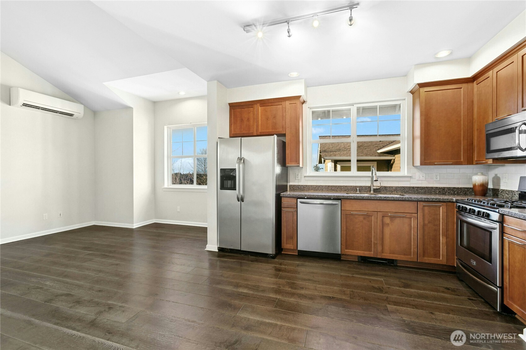 2002 17th Avenue NE R100A