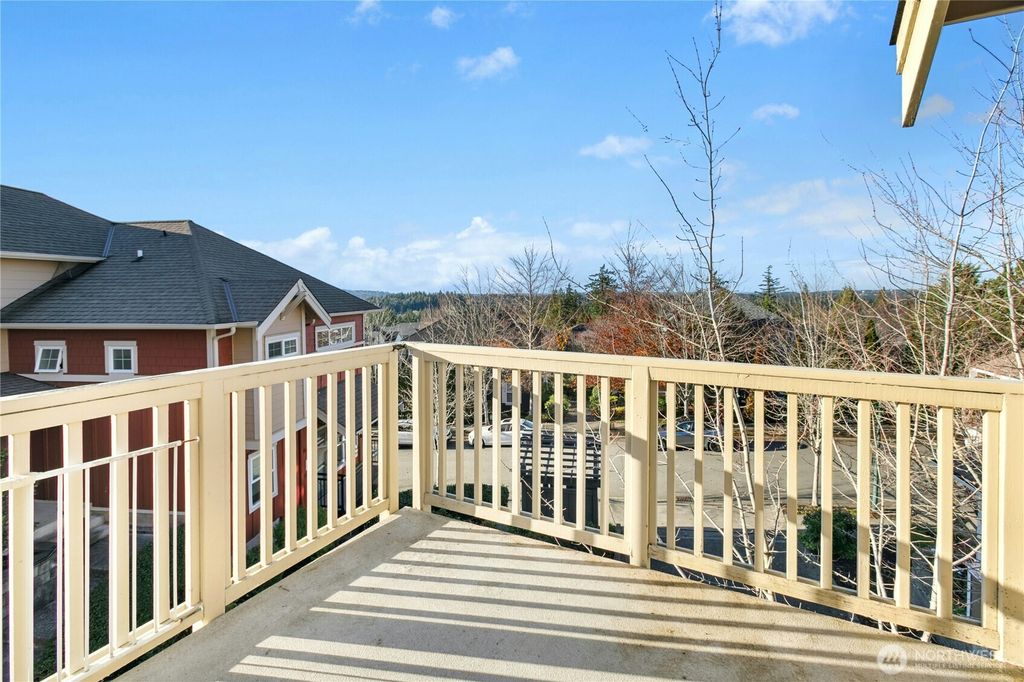 Photo of 2002 17th Avenue NE #R100A, Issaquah, WA 98029 (MLS # 2457317)