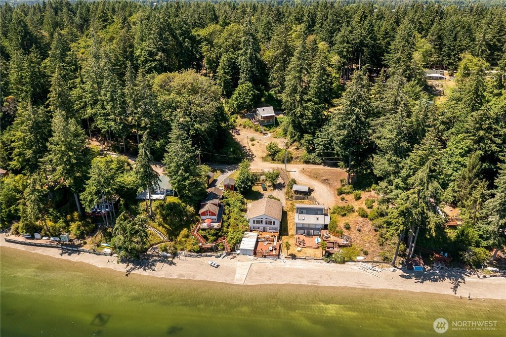 Photo of 310 Fir Lane NW, Lakebay, WA 98349 (MLS # 2556878)