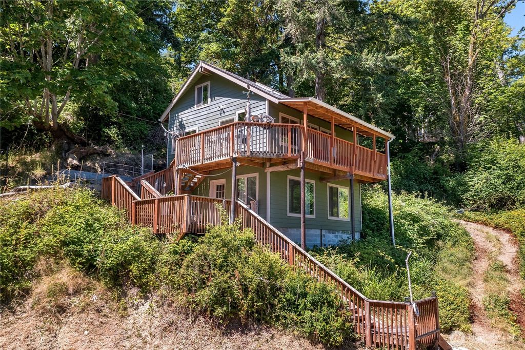 Photo of 310 Fir Lane NW, Lakebay, WA 98349 (MLS # 2556878)