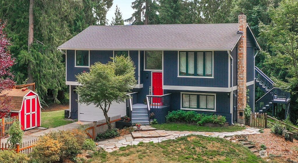 Photo of 12707 18 Street SE, Lake Stevens, WA 98258 (MLS # 2154211)