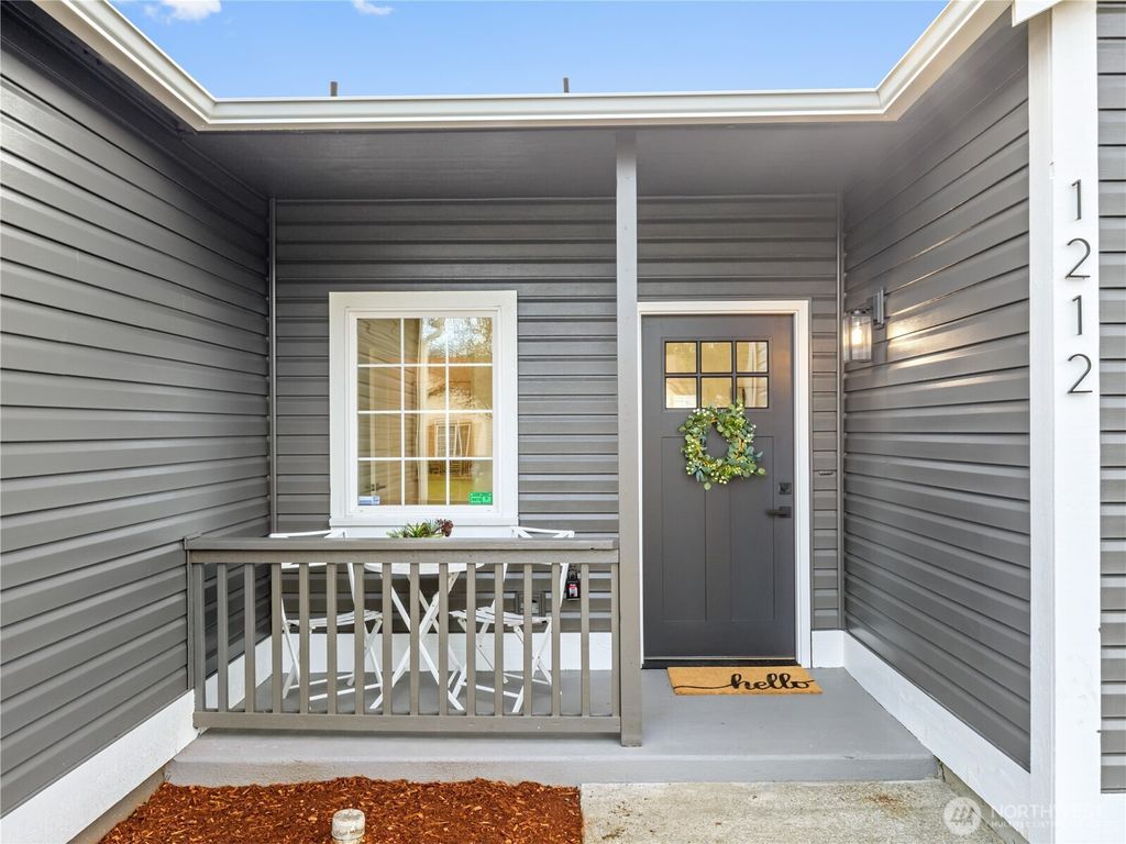 Photo of 1212 199th Street E, Spanaway, WA 98387 (MLS # 2471681)