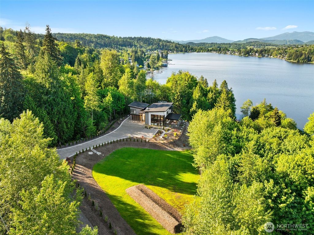 Photo of 18315 Majestic Ridge Lane, Mount Vernon, WA 98274 (MLS # 2527513)