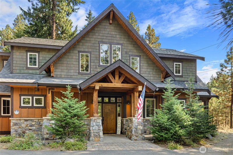 991 Larkspur Loop