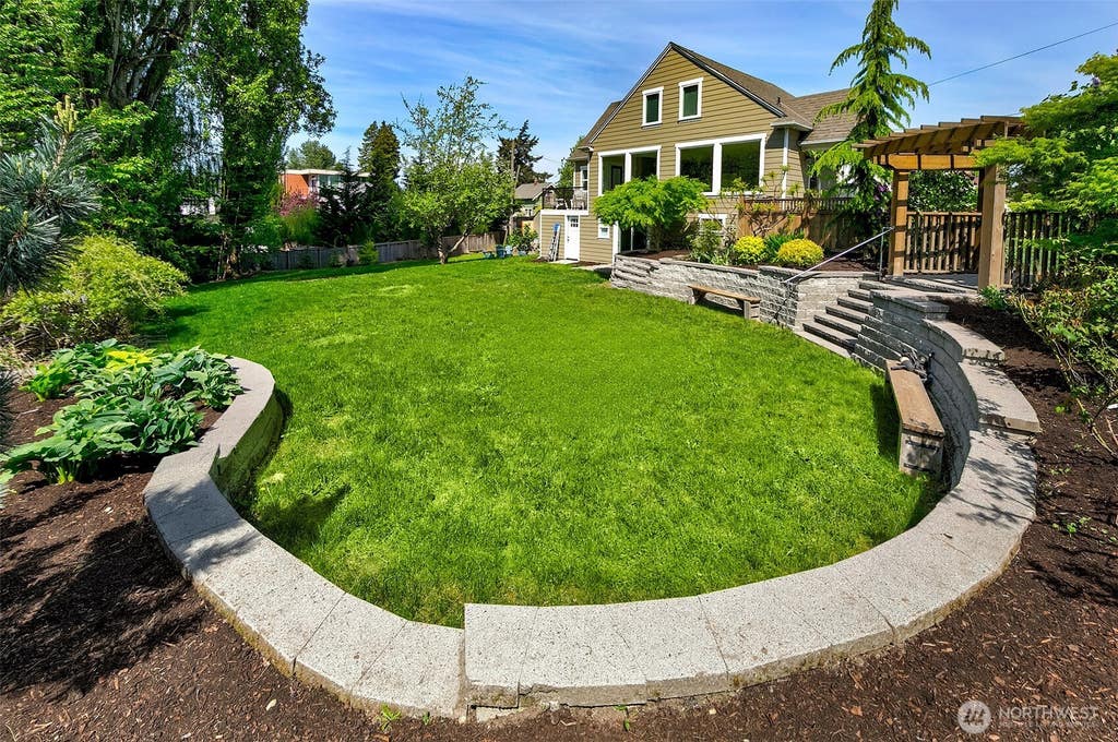 Photo of 0 XXX 2nd Avenue NW, Seattle, WA 98117 (MLS # 2535299)