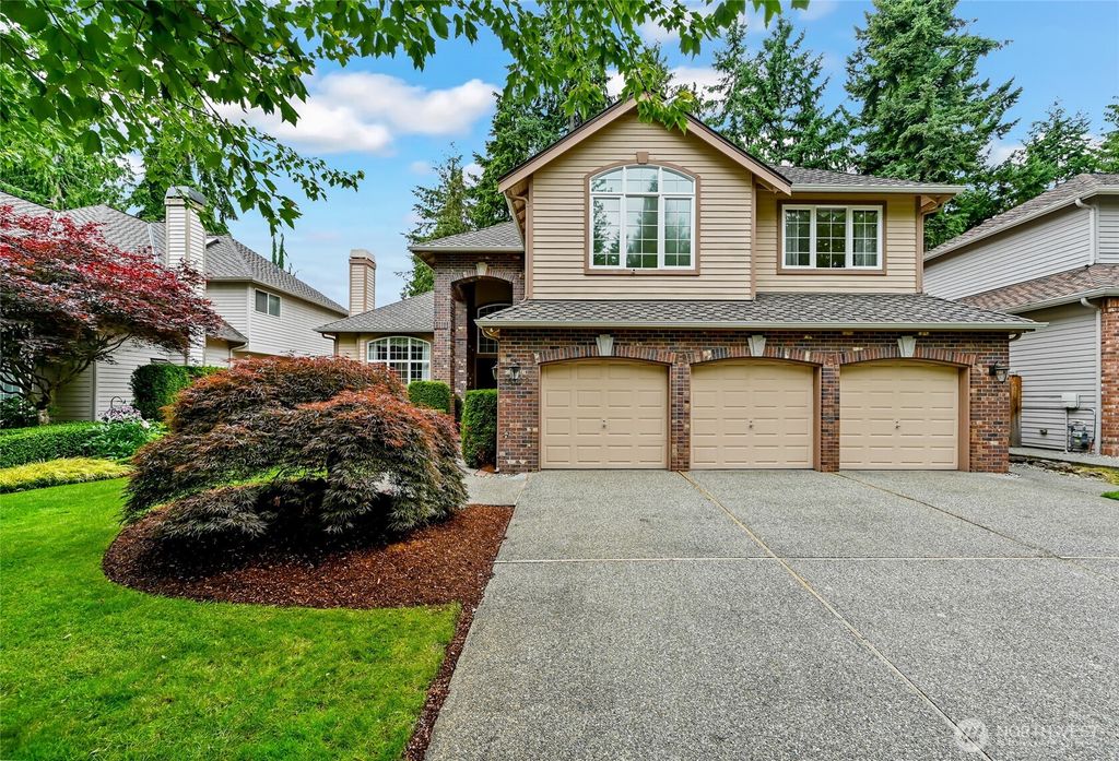 Photo of 16002 32nd Ave Ave SE, Mill Creek, WA 98012 (MLS # 2394799)