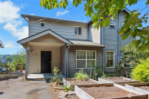 Photo of 1735 28th Avenue S, Seattle, WA 98144 (MLS # 2566972)