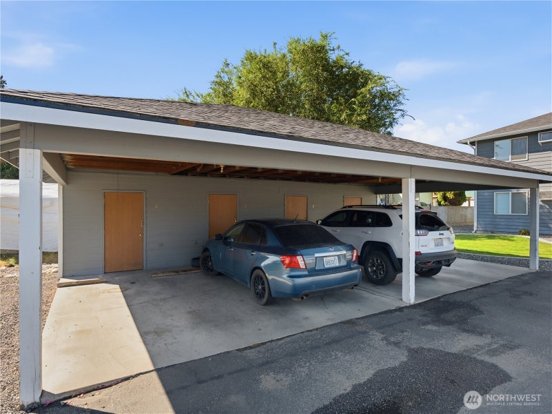 1632 Cross Street 1