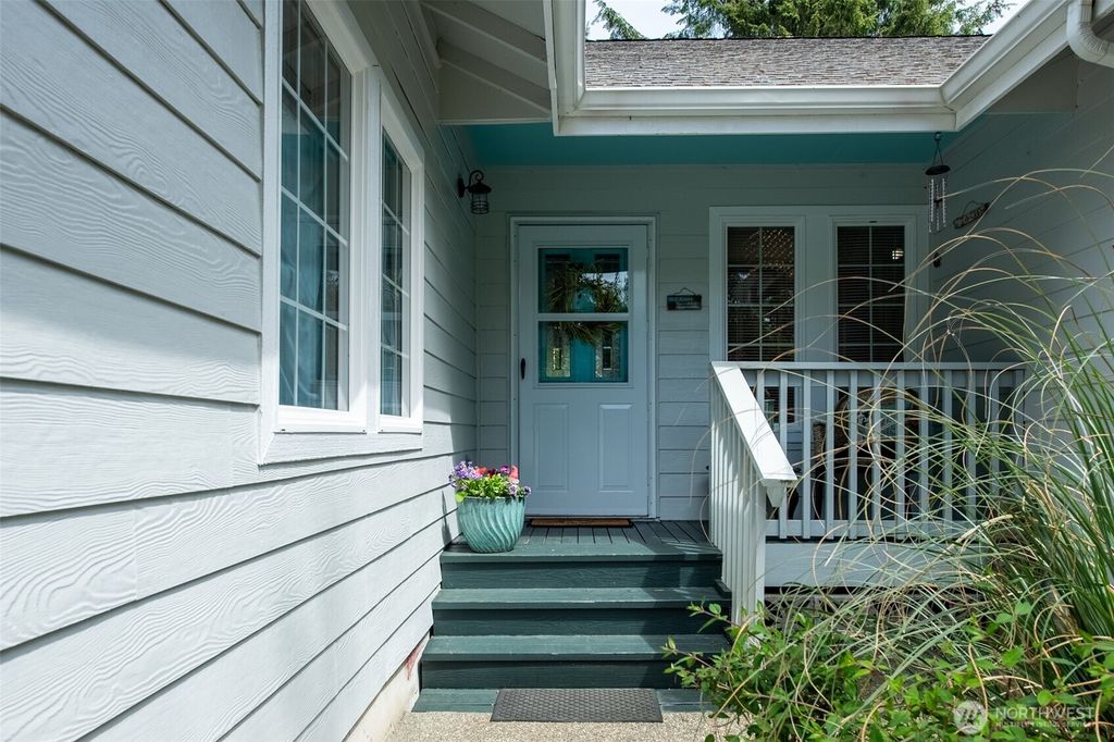 Photo of 654 Woodland Loop NE, Ocean Shores, WA 98569 (MLS # 2525134)