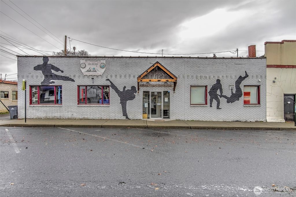 Photo of 144 E 1st Avenue, Colville, WA 99114 (MLS # 2456531)