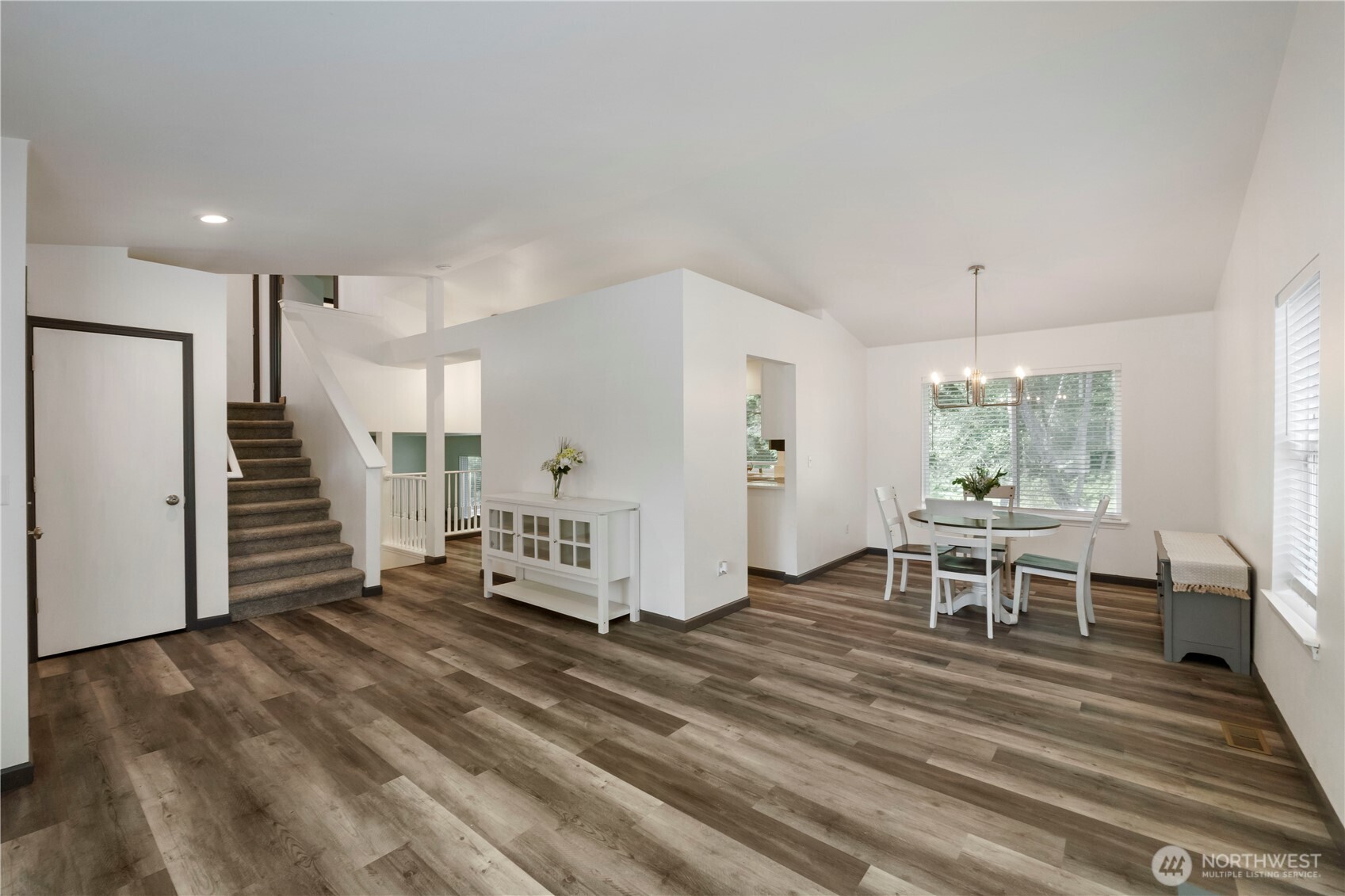2605 Riverwalk Drive SE