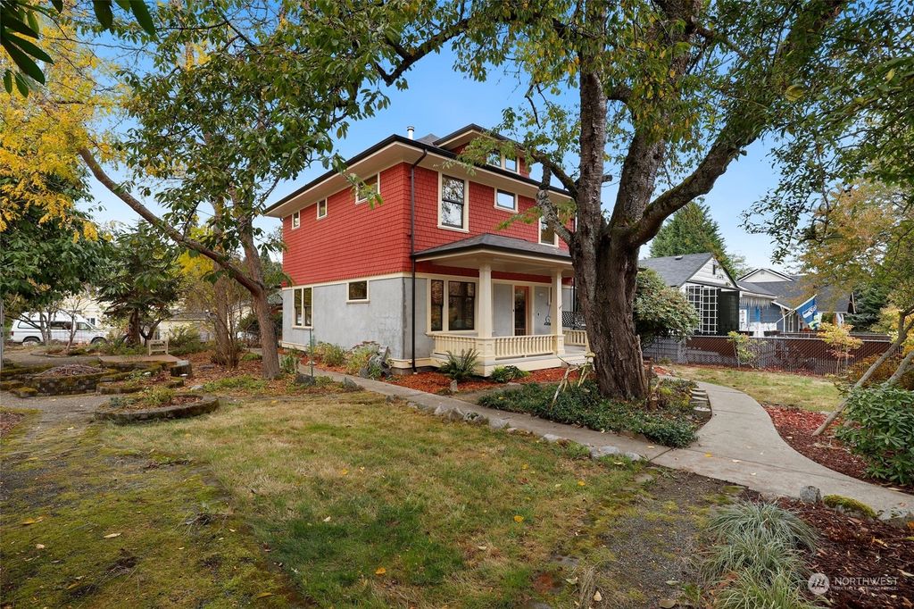 Photo of 5069 25th Avenue SW, Seattle, WA 98106 (MLS # 2013335)