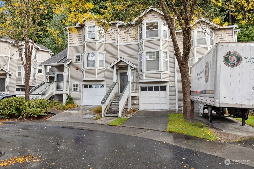 Photo of 9725 178th Place NE #2, Redmond, WA 98052 (MLS # 2167290)