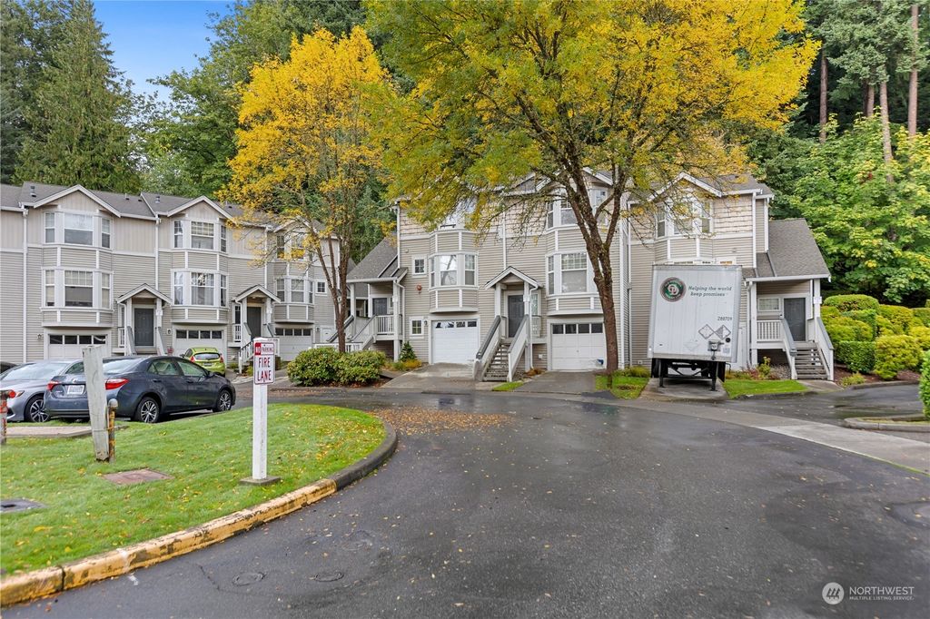 Photo of 9725 178th Place NE #2, Redmond, WA 98052 (MLS # 2167290)