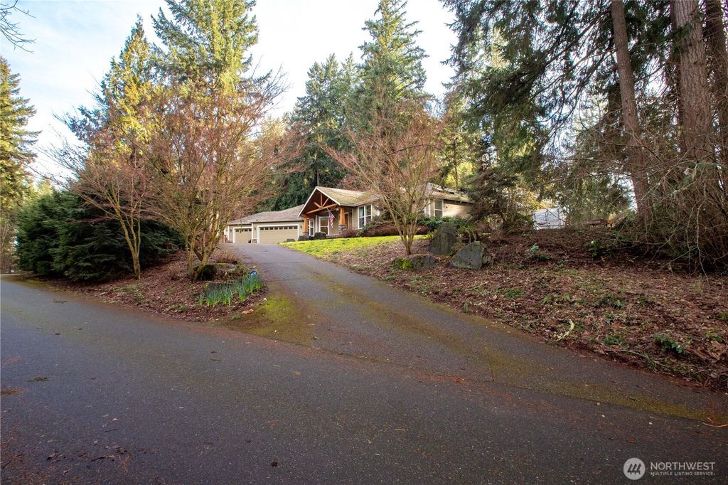 Photo of 2744 Carpenter Road SE, Lacey, WA 98503 (MLS # 2477451)