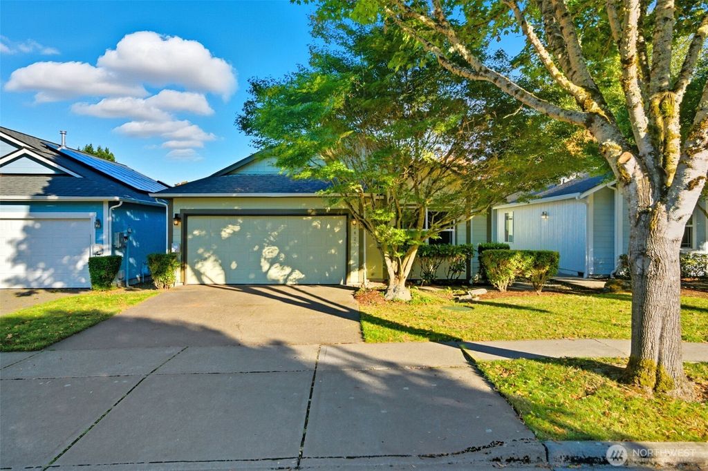 Photo of 2427 Boulevard Heights Loop SE, Olympia, WA 98501 (MLS # 2458429)