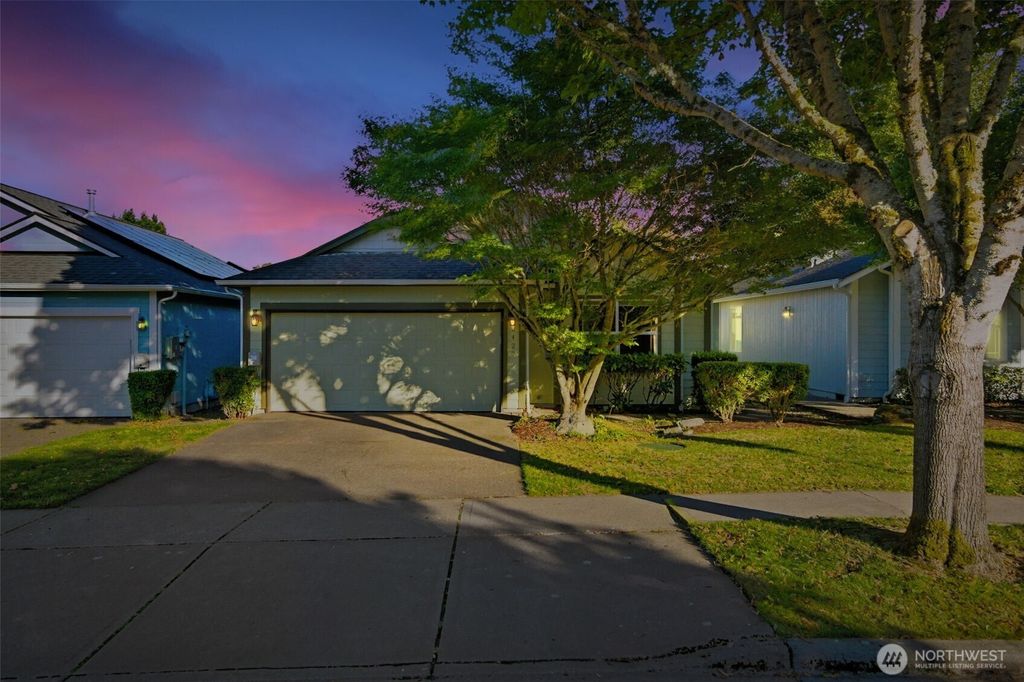 Photo of 2427 Boulevard Heights Loop SE, Olympia, WA 98501 (MLS # 2458429)