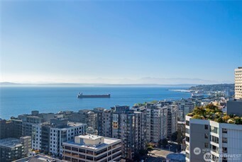 121 Vine Street 2103