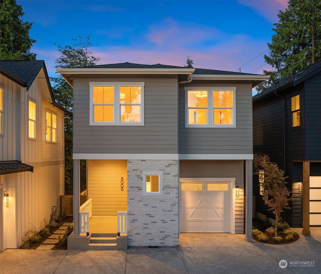 Photo of 8008 126th Avenue NE, Kirkland, WA 98033 (MLS # 2310979)