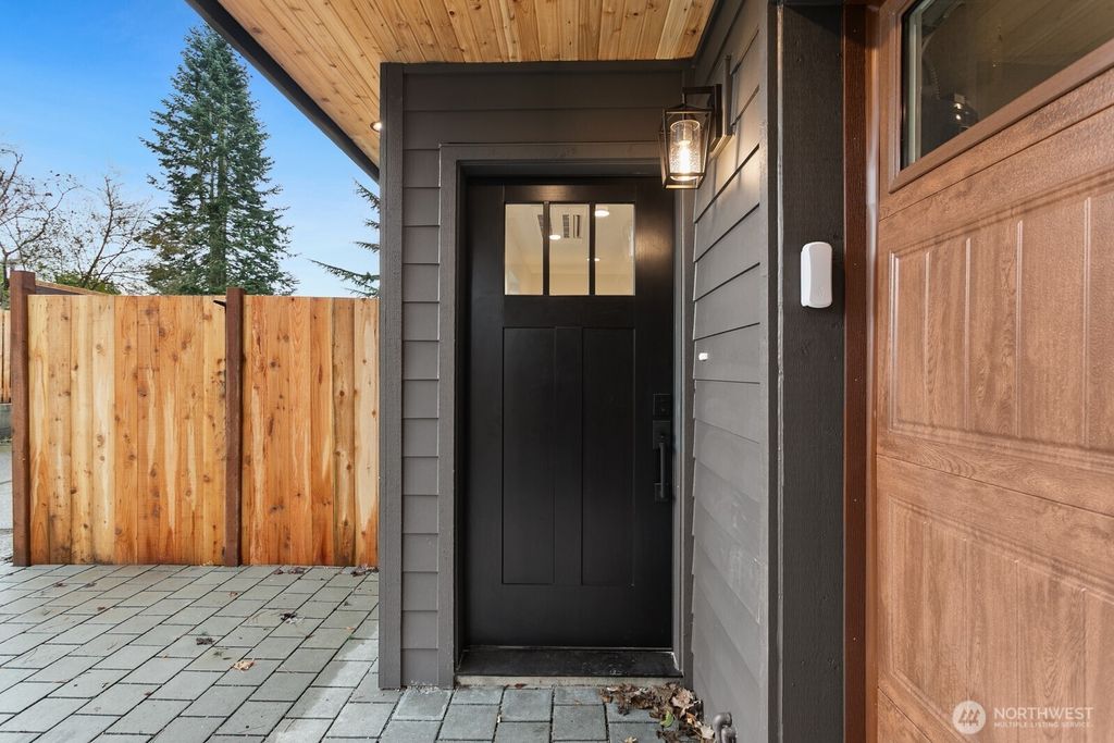 Photo of 7340 B 40th Avenue NE, Seattle, WA 98115 (MLS # 2518105)