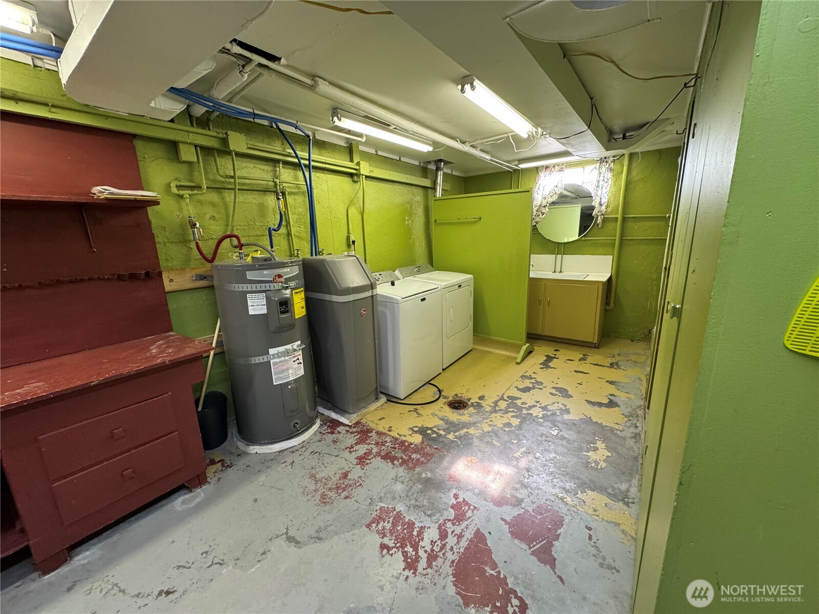 Omak, Washington 98841, United States, 3 Bedrooms Bedrooms, ,2 BathroomsBathrooms,Residential,Active,228593