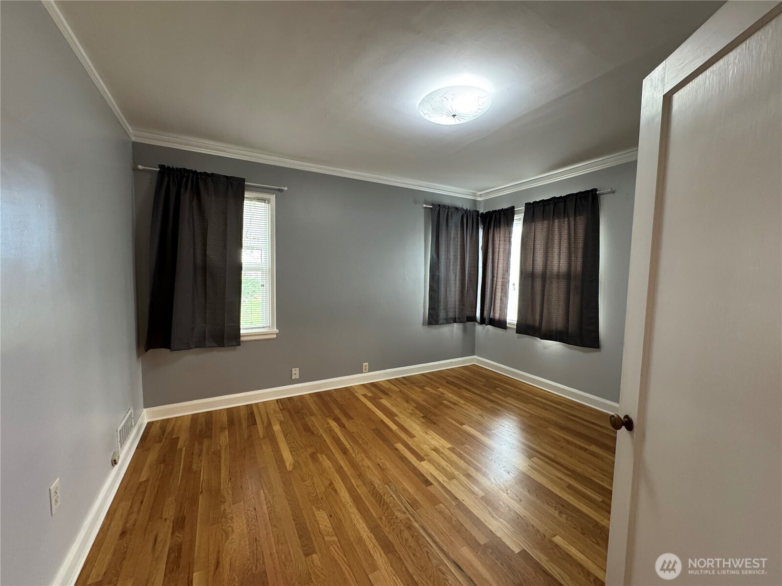 Omak, Washington 98841, United States, 3 Bedrooms Bedrooms, ,2 BathroomsBathrooms,Residential,Active,228593