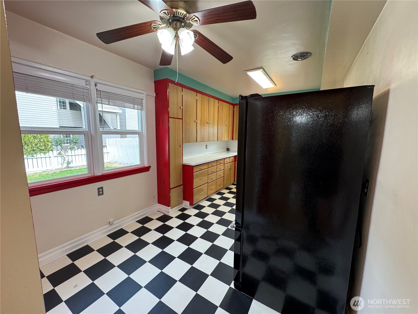 Omak, Washington 98841, United States, 3 Bedrooms Bedrooms, ,2 BathroomsBathrooms,Residential,Active,228593