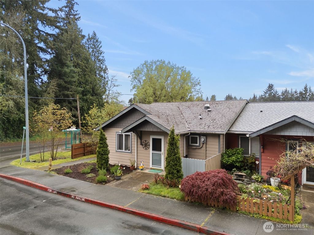Photo of 3311 New Hope Circle, Bremerton, WA 98312 (MLS # 2512277)