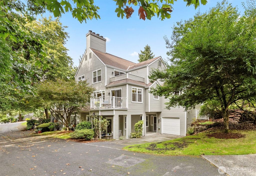 Photo of 4266 221st Court SE #1090, Issaquah, WA 98029 (MLS # 2440389)