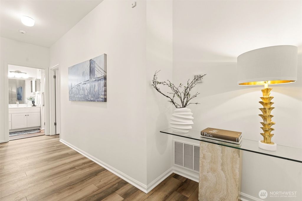 Photo of 4266 221st Court SE #1090, Issaquah, WA 98029 (MLS # 2440389)